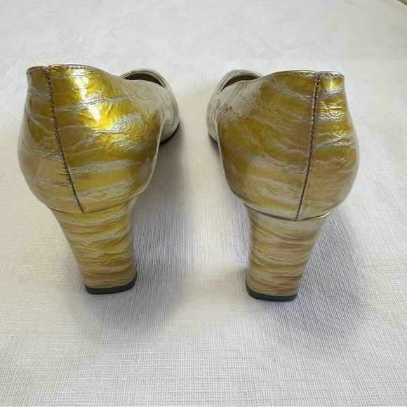 Vintage Thomas Wallace Elegant Yellow kitten Pumps size 7 - Picture 8 of 10